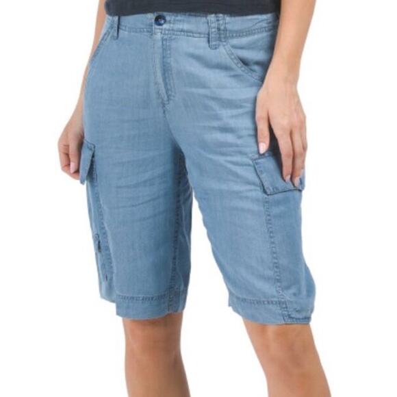 NEW WALTER BAKER $168 Medium Wash Theo Womens Cargo Shorts Chambray Blue NWT 2 - Picture 8 of 15
